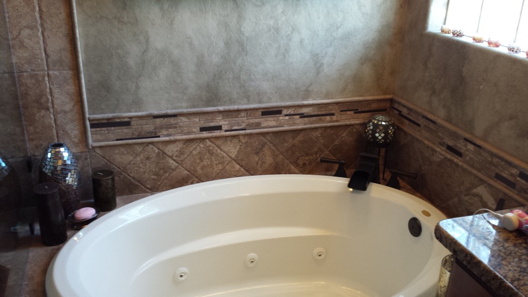 Tub Surround